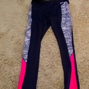 Avia Childrens XL Black Grey and Pink Leggings